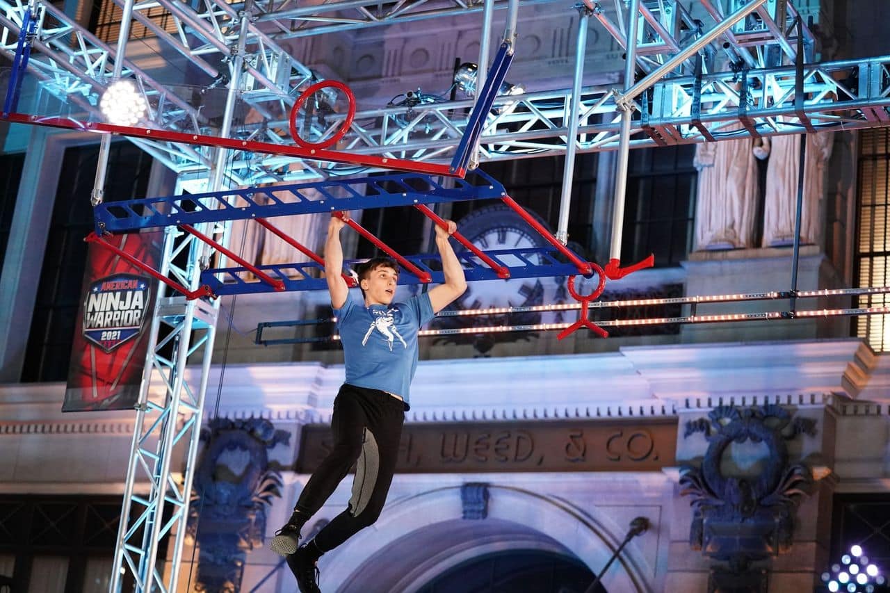 Western Oregon University student competes in American Ninja Warrior